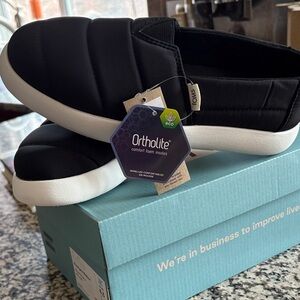 TOMS Alpargata Mallow NWT